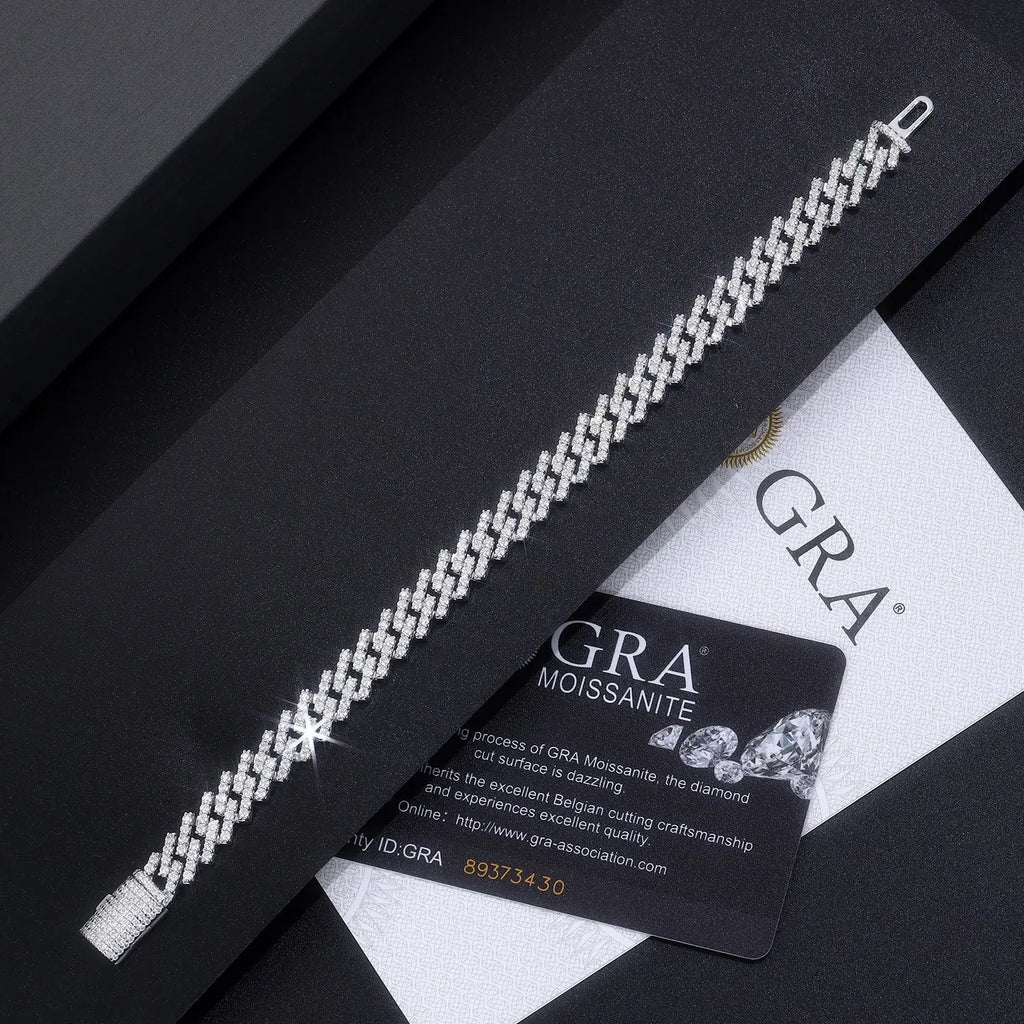 Set With Top-quality Moissanite, This Luxurious And Fashionable Light Luxury Jewelry Silver Bracelet Is Made Of S925 Silver Electroplated With Platinum NP Collection