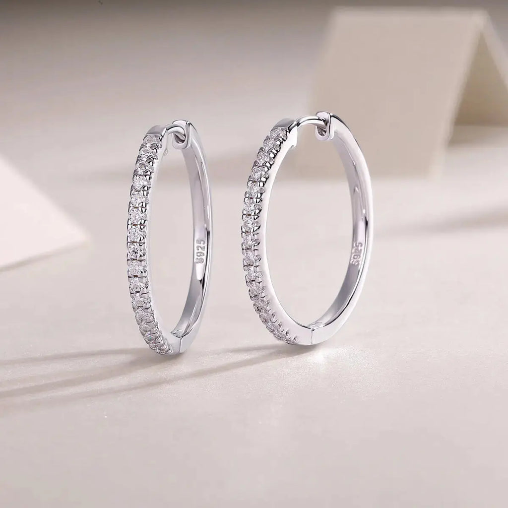 Yuedong Light - Premium Moissanite Luxury Fashion Light Luxury Jewelry Silver Stud Earrings S925 Silver Plated Platinum NP Collection