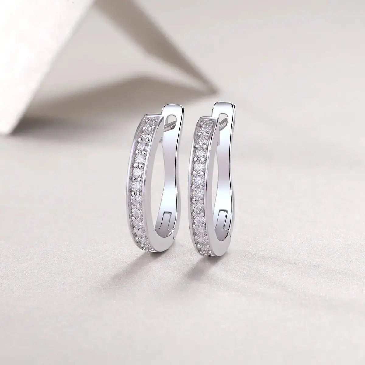 1Morning Dew Moissanite S925 Sterling Silver and Platinum-Plated Stud Earrings 