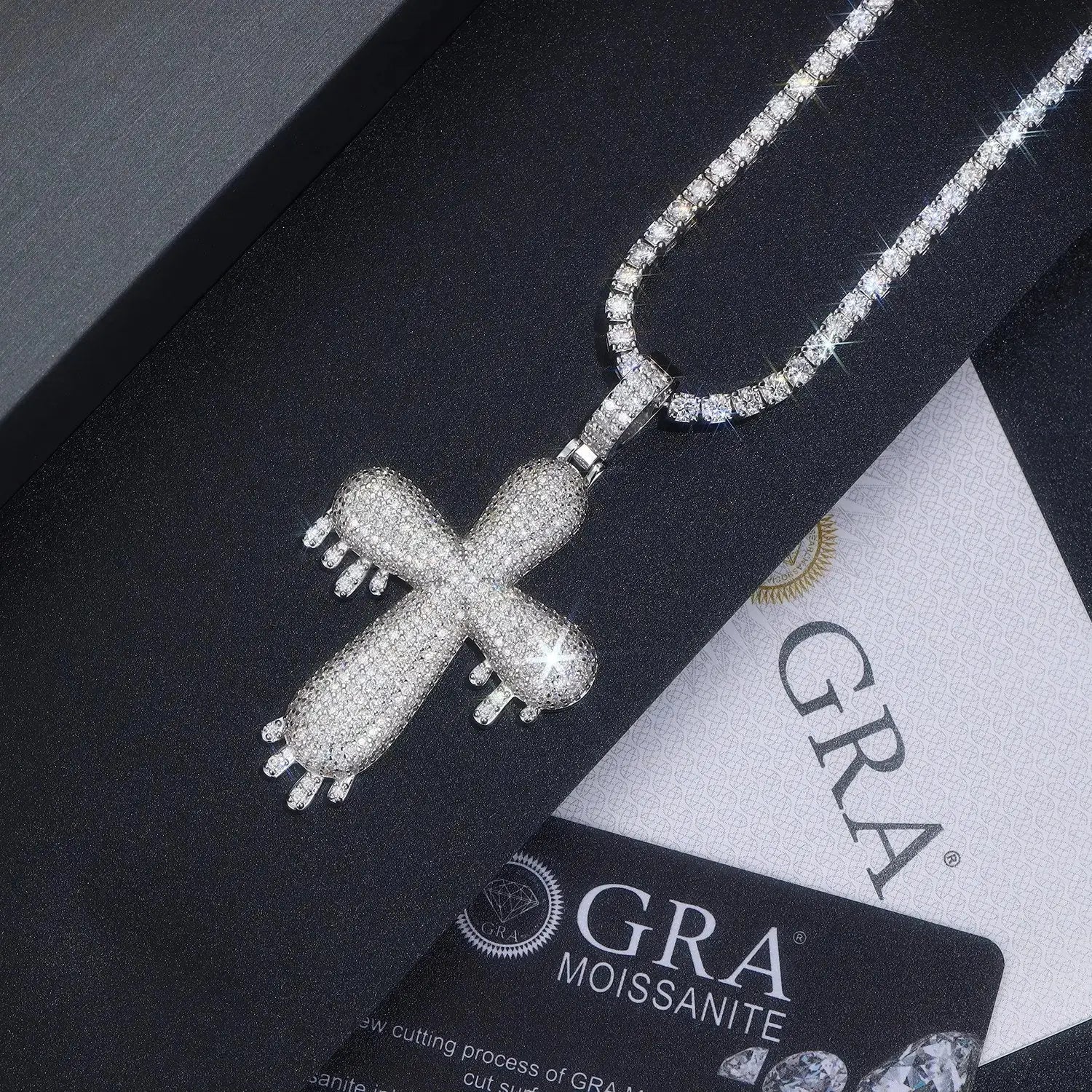 Moissanite, This Luxurious And Fashionable Light Luxury Trend Jewelry Necklace Pendant Is Made Of S925 Silver Electroplated With Platinum NP Collection