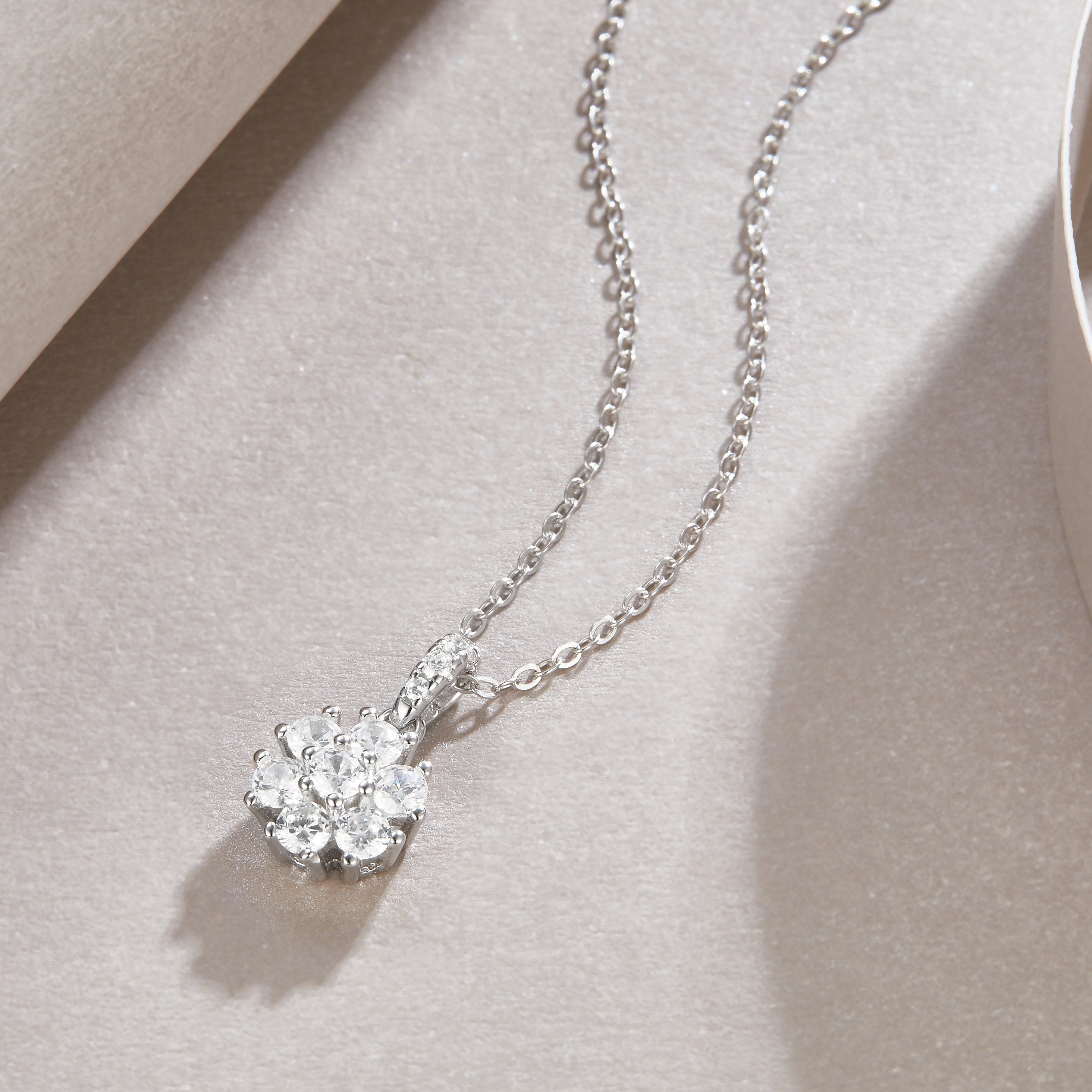 Snowflake Dance - Diamond Jewelry Pendant With Moissanite S925 Sterling Silver And Platinum Plating