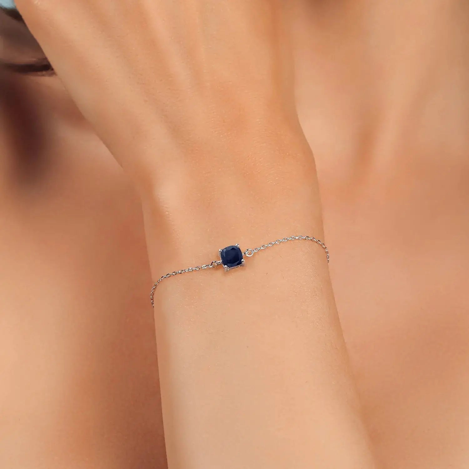 925 Sterling Silver Blue Sapphire Solitaire Bracelet 