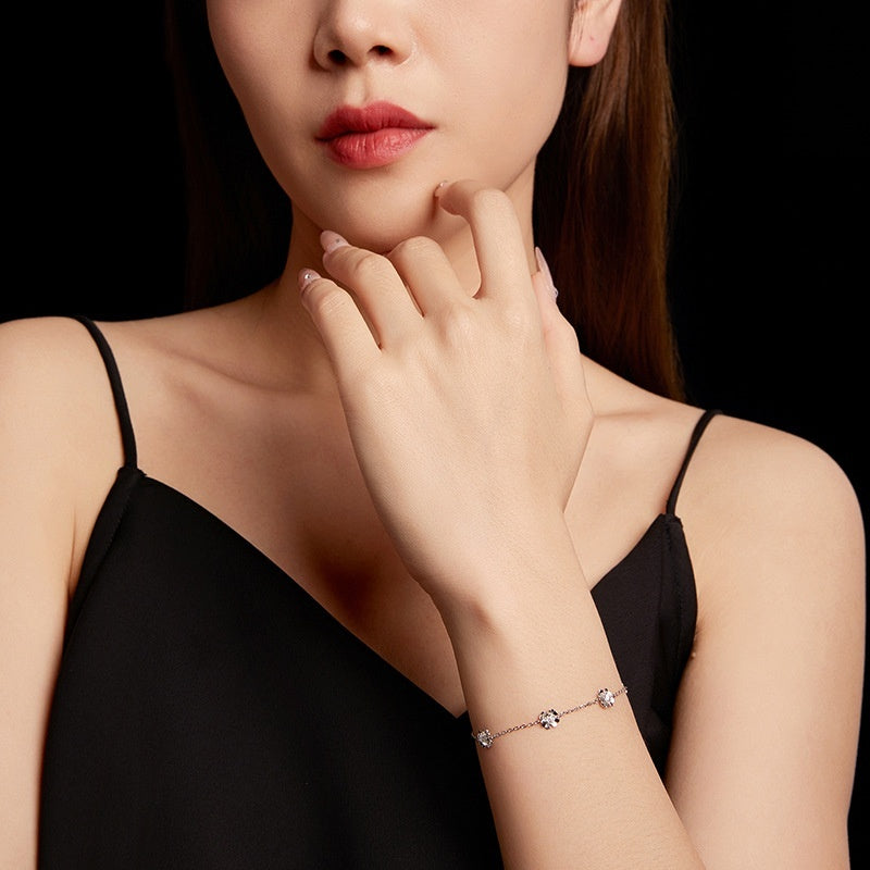 Simple S925 Sterling Silver Clover Moissanite Bracelet