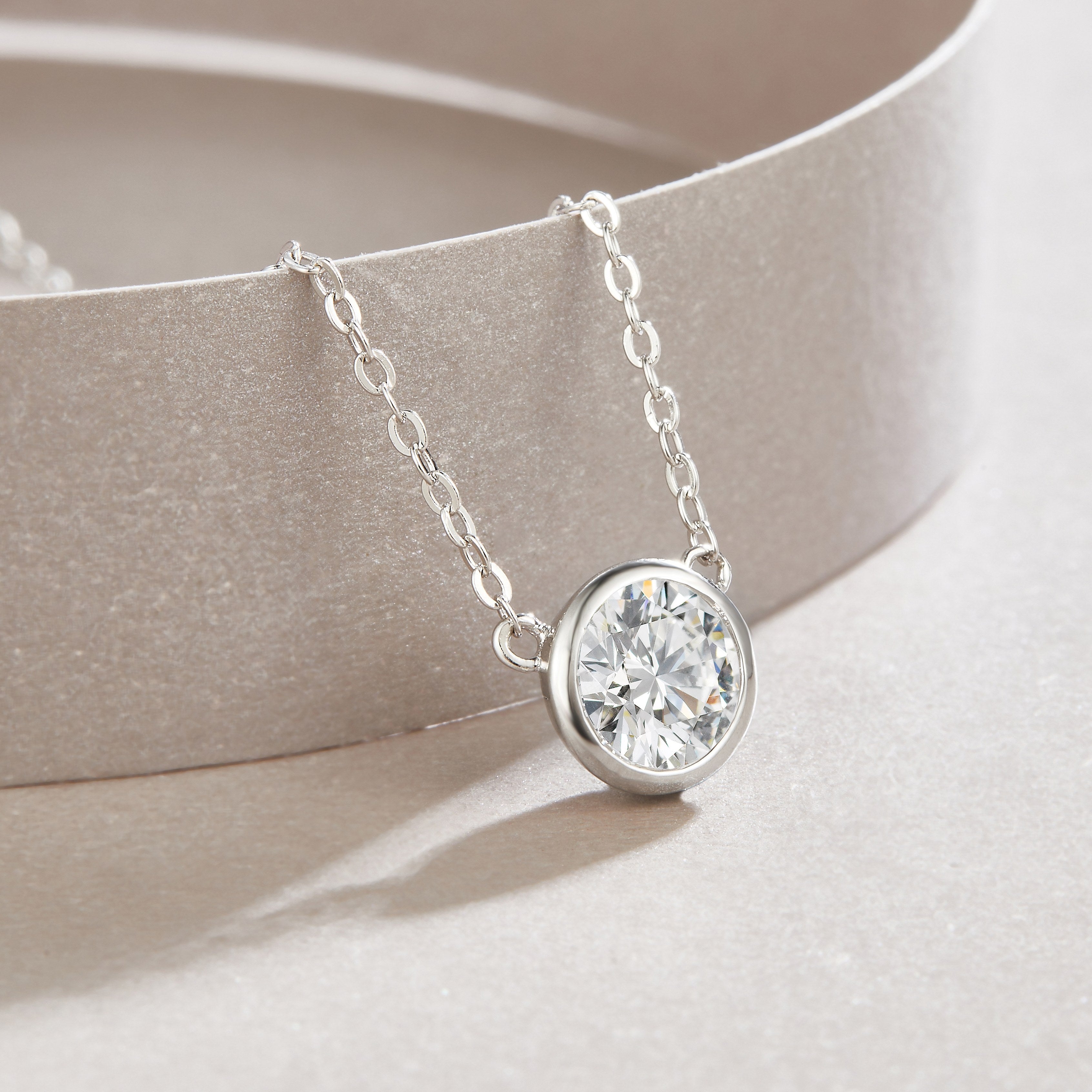 Natural Reverie - 1-carat Moissan Diamond S925 Sterling Silver And Platinum Plating Pendant