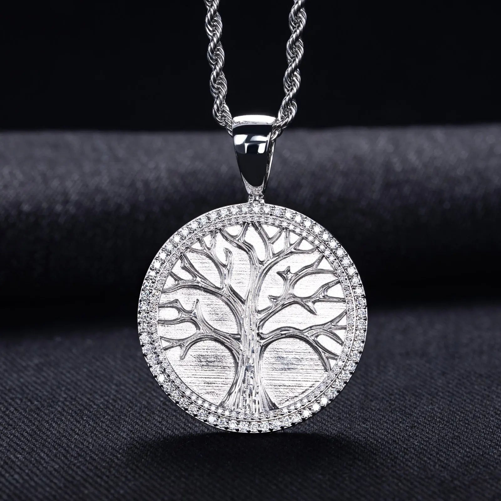 Minimalist Light-Luxury Copper Pendant With Diamonds Christmas Tree Design