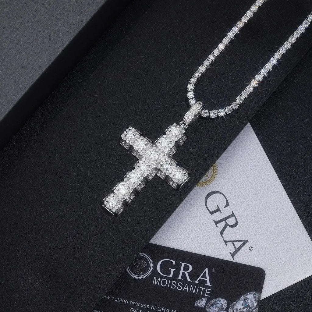 Moissanite, This Luxurious And Fashionable Light Luxury Trend Jewelry Necklace Pendant Is Made Of S925 Silver Electroplated With Platinum NP Collection