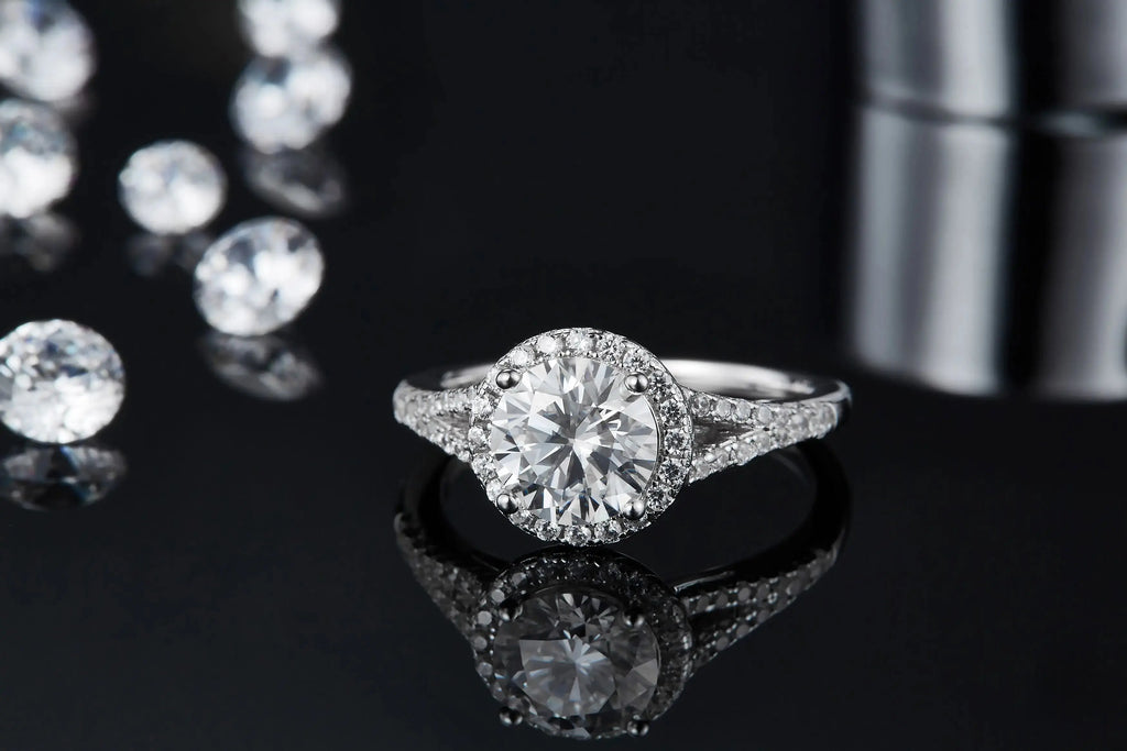 1.5-carat Luxury And Fashionable Light Luxury Jewelry Silver Ring Set With Top-quality Moissanite, S925 Silver-plated Platinum NP Collection