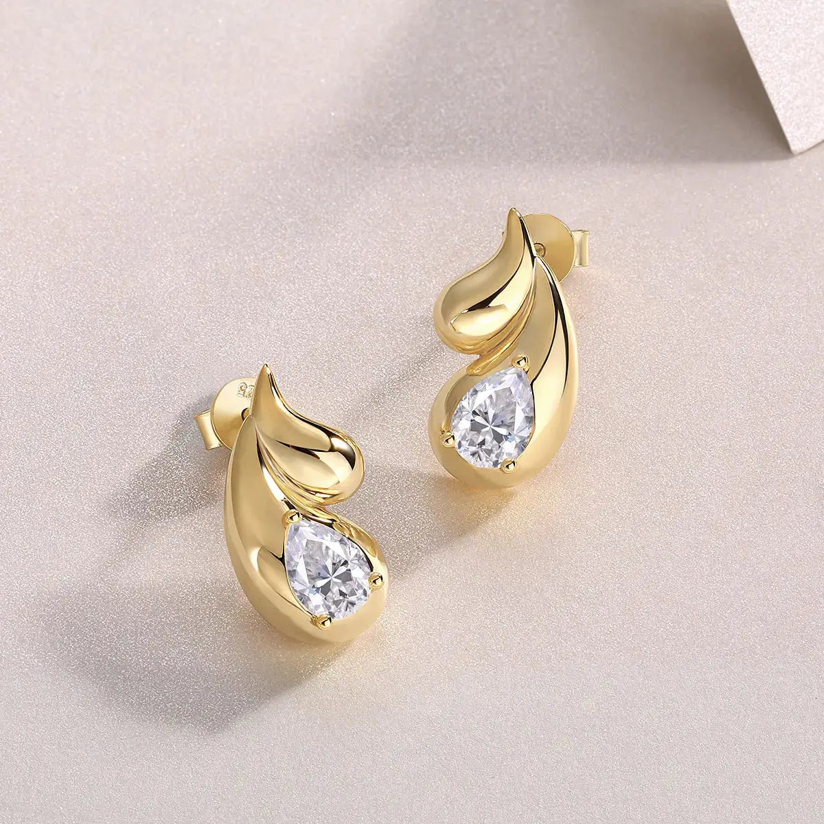 Water Drop - Premium Moissanite Luxury Fashion Light Luxury Jewelry Silver Stud Earrings S925 Silver Electroplated Gold NP Collection