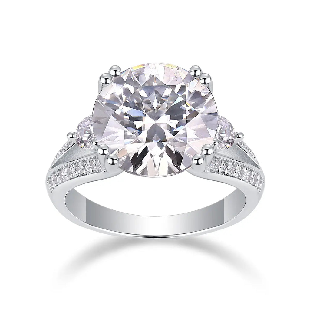 1Elegant Radiance - Ring with 5-Carat Moissanite S925 Sterling Silver and Platinum-Plated Diamond 