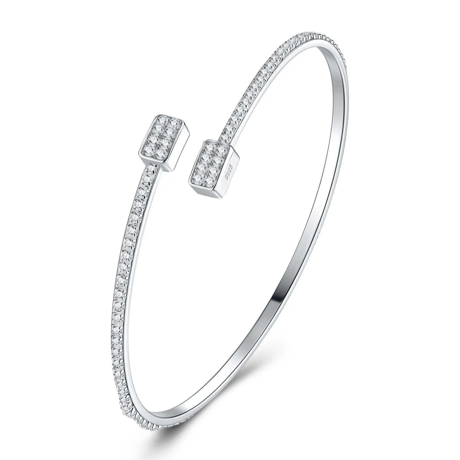 A Luxurious And Fashionable Minimalist Jewelry Bracelet Featuring Top-quality Moissanite, Made Of S925 Silver Electroplated With Platinum. - N&P Colletion