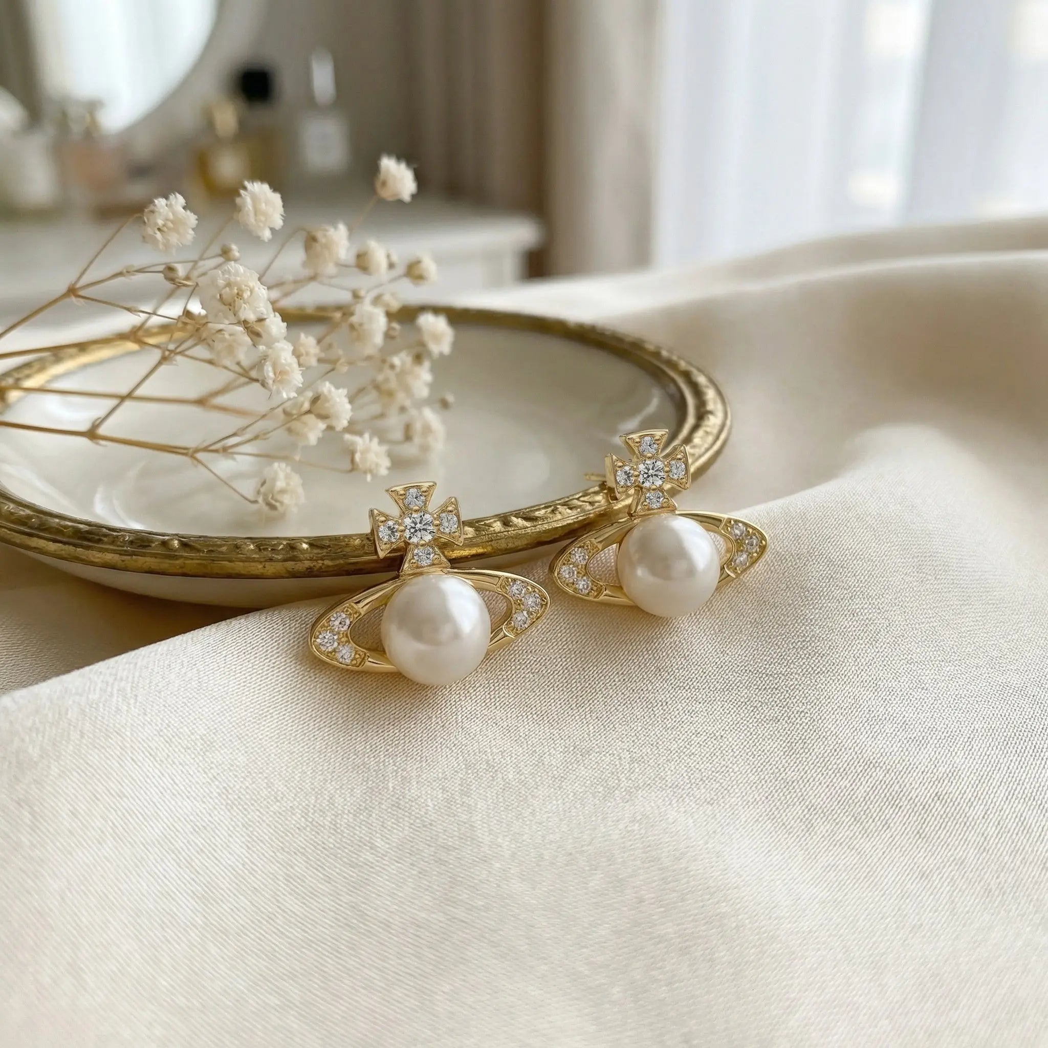925 Sterling Silver Elegant Orb Pearl Stud Earrings with Sparkling Crystal Accents