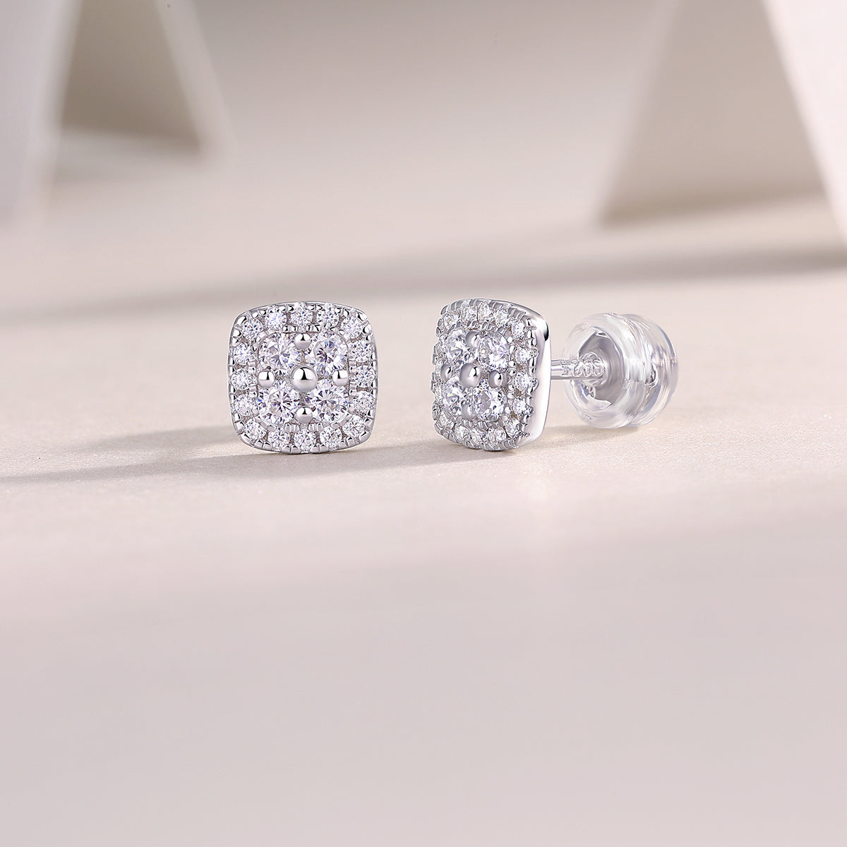 Fog Sea - Moissanite S925 Sterling Silver And Platinum-plated Stud Earrings