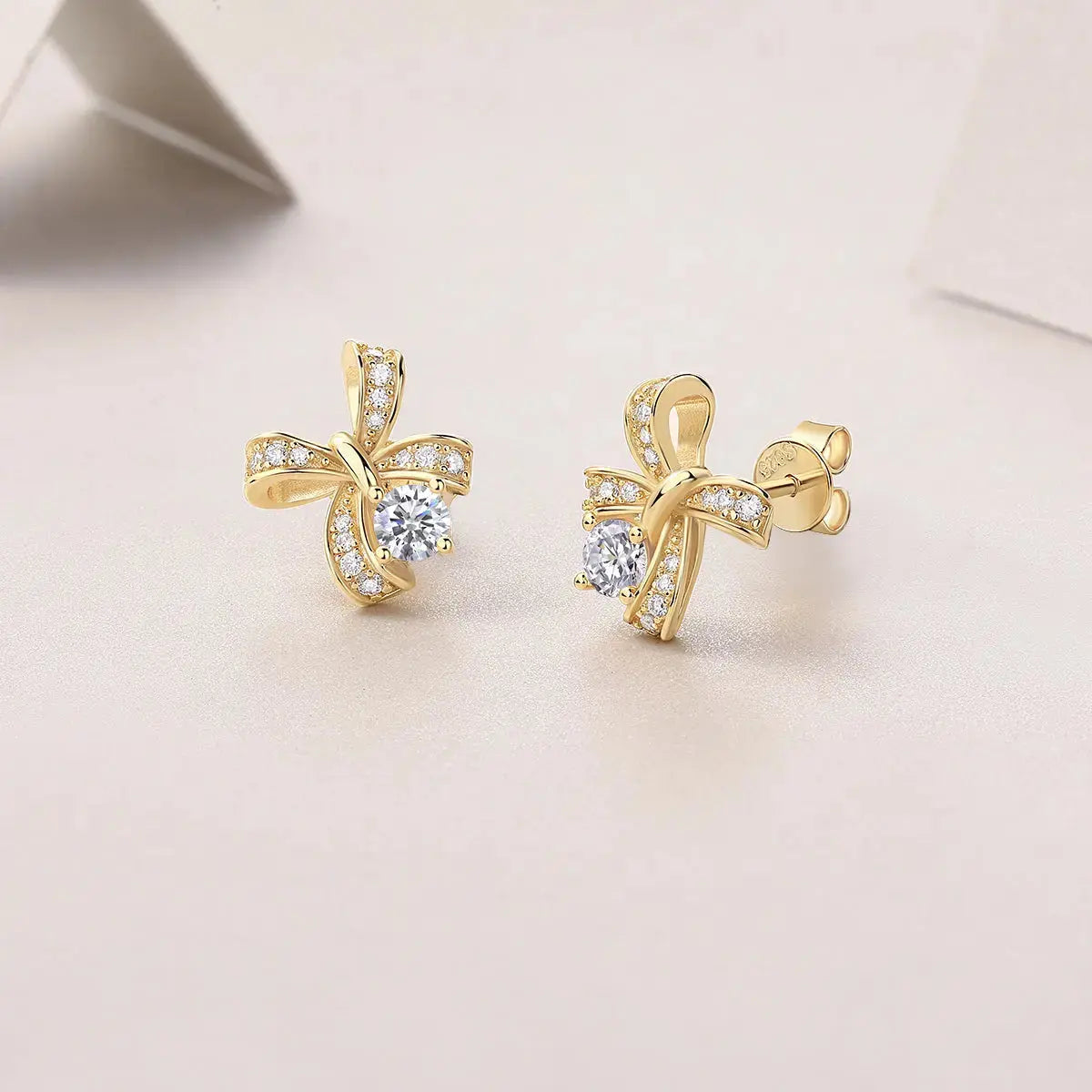 Moissanite Luxury And Fashionable Light Luxury Jewelry Silver Stud Earrings S925 Silver Plated Platinum NP Collection