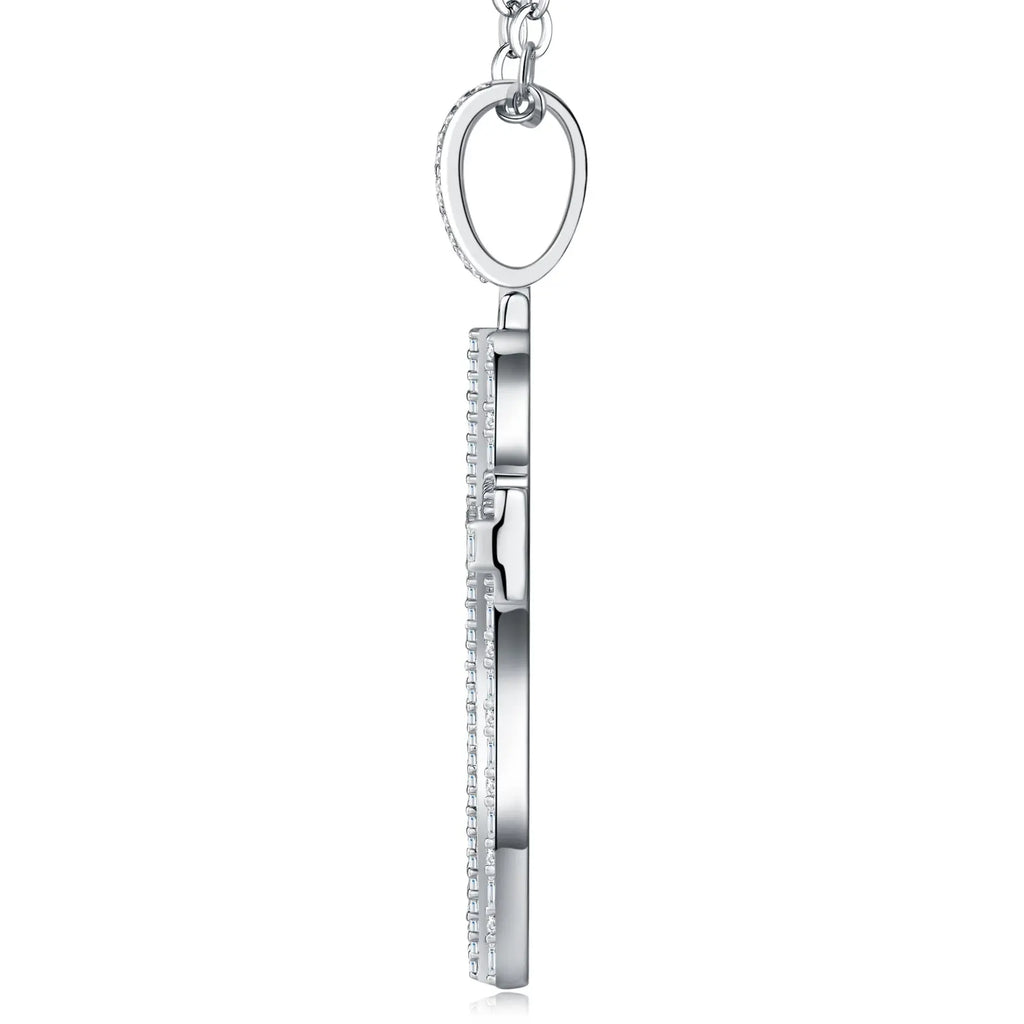 A Luxurious And Fashionable Minimalist Jewelry Pendant With Top-quality Moissanite, Made Of S925 Silver Electroplated With Platinum. - N&P Colletion