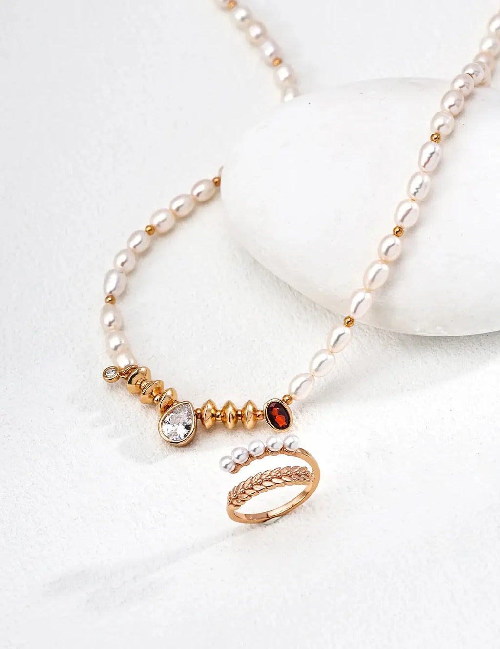 Natural Pearl Zircon Necklace