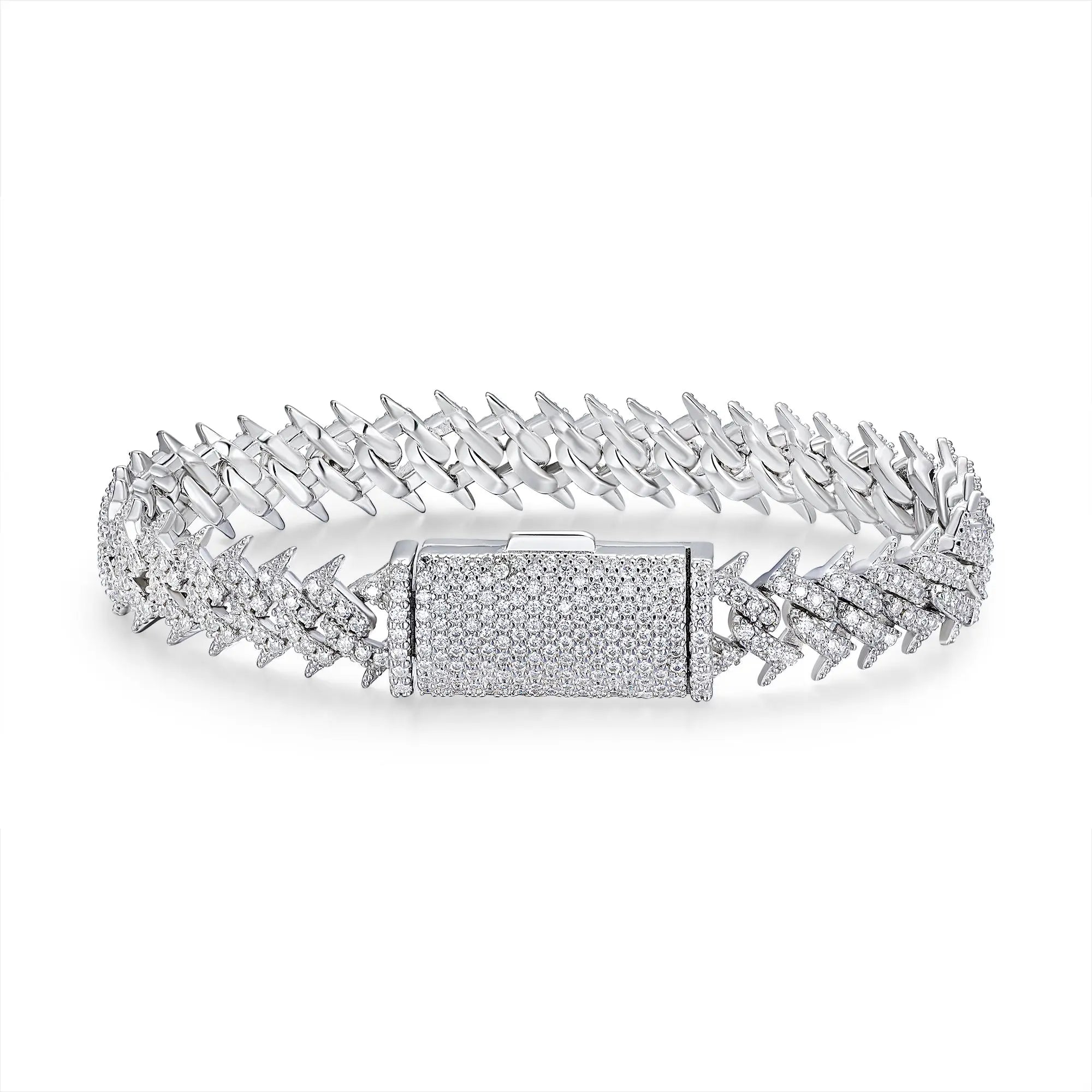 A Luxurious And Fashionable Minimalist Jewelry Bracelet Featuring Top-quality Moissanite, Made Of S925 Silver Electroplated With Platinum. - N&P Colletion