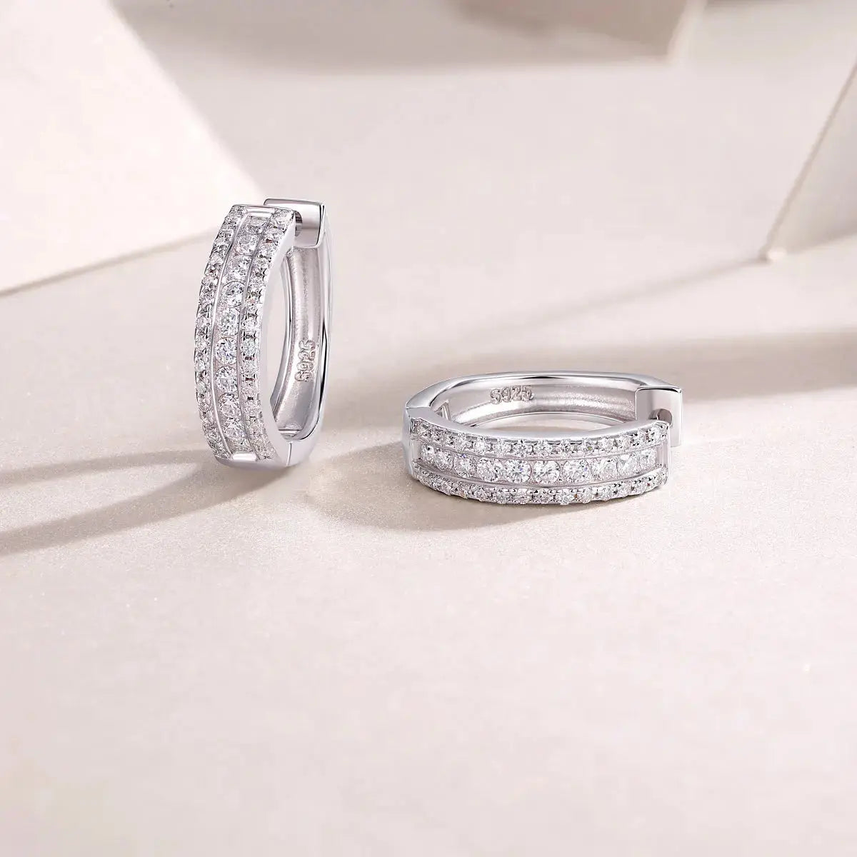Brilliant Night - Premium Moissanite Luxury Fashion Light Luxury Jewelry Silver Stud Earrings S925 Silver Plated Platinum NP Collection