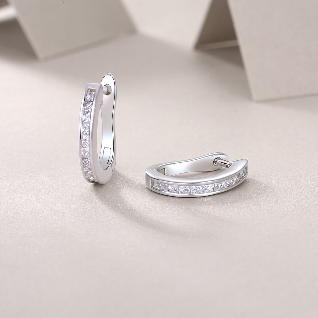 Touch Tenderness - Moissanite S925 Sterling Silver And Platinum-plated Stud Earrings