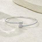 A Luxurious And Fashionable Minimalist Jewelry Bracelet Featuring Top-quality Moissanite, Made Of S925 Silver Electroplated With Platinum. - N&P Colletion