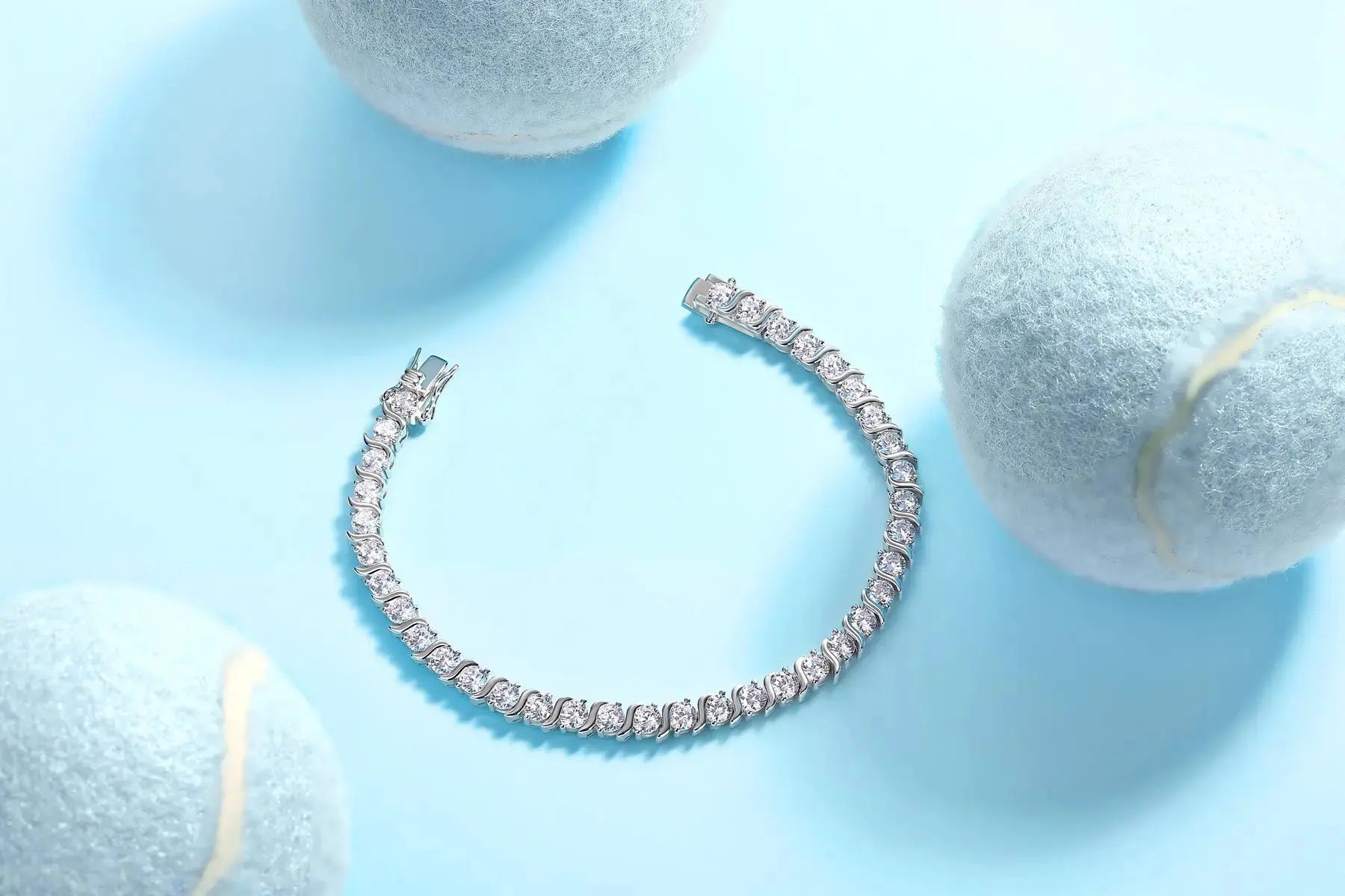 Set With Top-quality Moissanite, This Luxurious And Fashionable Light Luxury Trend Jewelry Silver Bracelet Is Made Of S925 Silver Electroplated With Platinum NP Collection