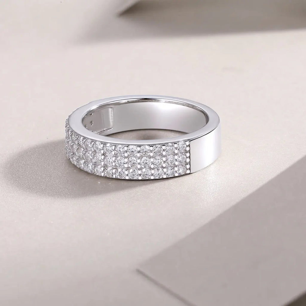 Luxurious & Fashionable Light Luxury Moissanite Silver Ring – S925 Platinum Plated NP Collection
