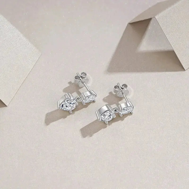 Moissanite Luxury And Fashionable Light Luxury Jewelry Silver Stud Earrings S925 Silver Plated Platinum NP Collection