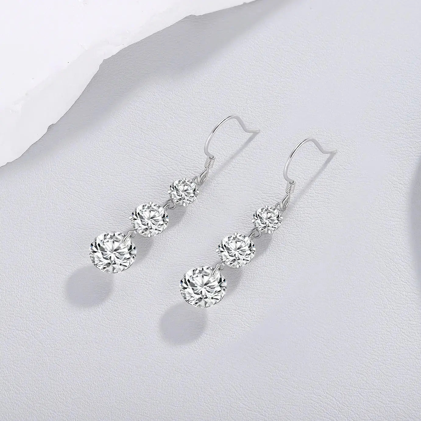 Moissanite Luxury And Fashionable Light Luxury Jewelry Silver Stud Earrings S925 Silver Plated Platinum NP Collection