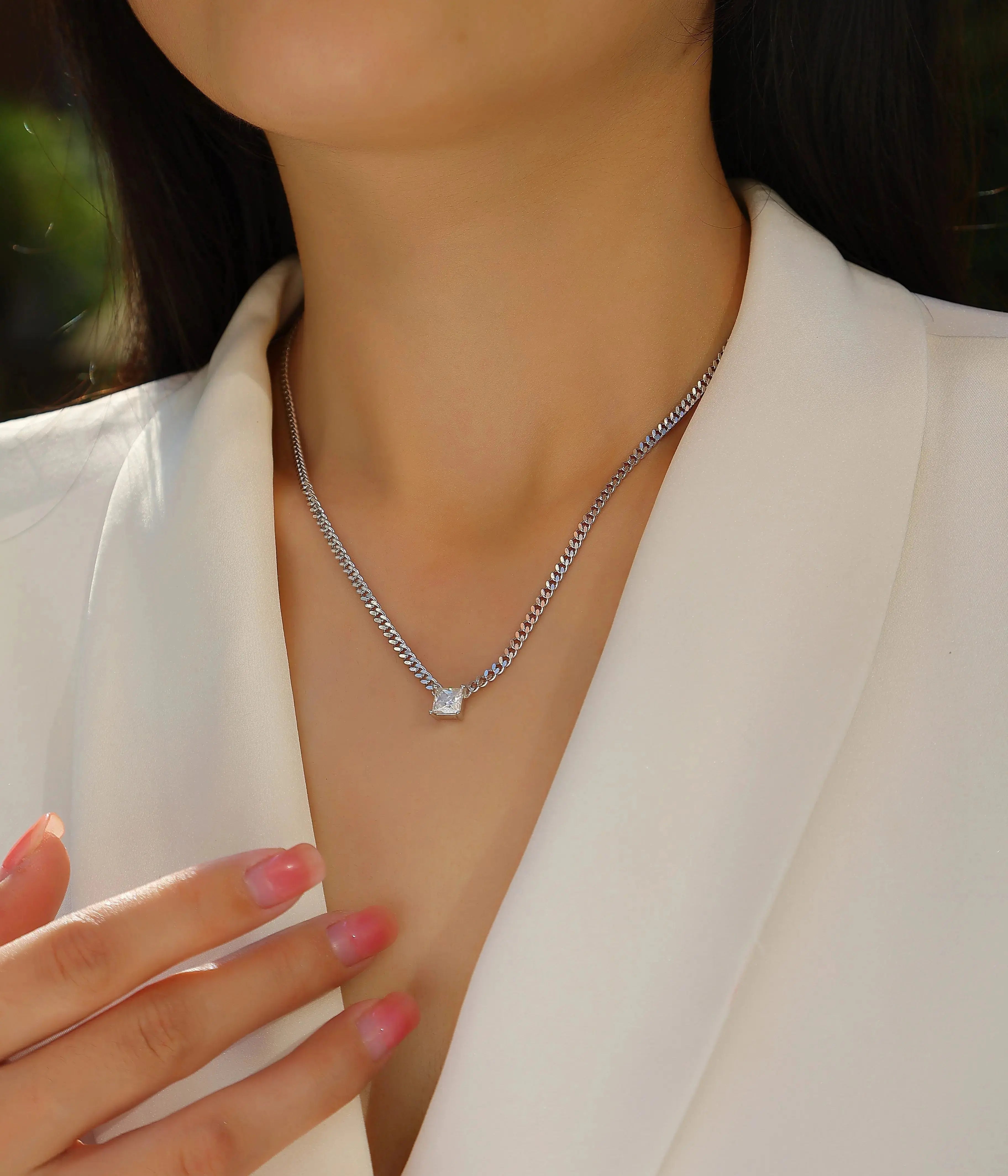 1Zhang Yang - A Fashionable And Luxurious Diamond Jewelry Pendant Set With Square Moissanite S925 Sterling Silver NP Collection