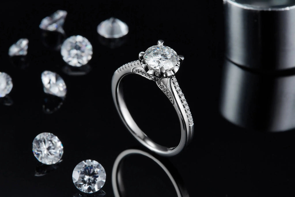 1-carat Luxury And Fashionable Light Luxury Jewelry Silver Ring Set With Top-quality Moissanite, S925 Silver Plated Platinum NP Collection