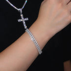 Set With Top-quality Moissanite, This Luxurious And Fashionable Light Luxury Jewelry Silver Bracelet Is Made Of S925 Silver Electroplated With Platinum NP Collection