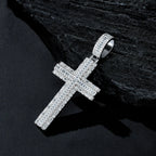 A Luxurious And Fashionable Minimalist Jewelry Pendant With Top-quality Moissanite, Made Of S925 Silver Electroplated With Platinum. - N&P Colletion