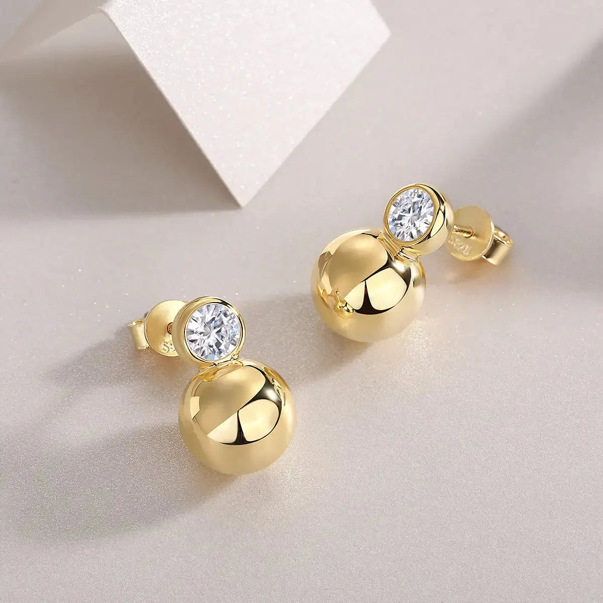 Crystal Drop Earrings - Set With Top-quality Moissanite Luxury Fashion Light Luxury Jewelry Silver Stud Earrings S925 Silver Electroplated Gold NP Collection