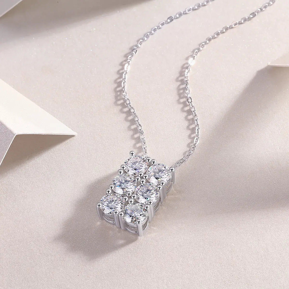 1Grand round Diamond Jewelry Piece Set with 0.5-Carat and 0.3-Carat Moissan Diamonds, S925 Sterling Silver and Platinum-Plated Pendant