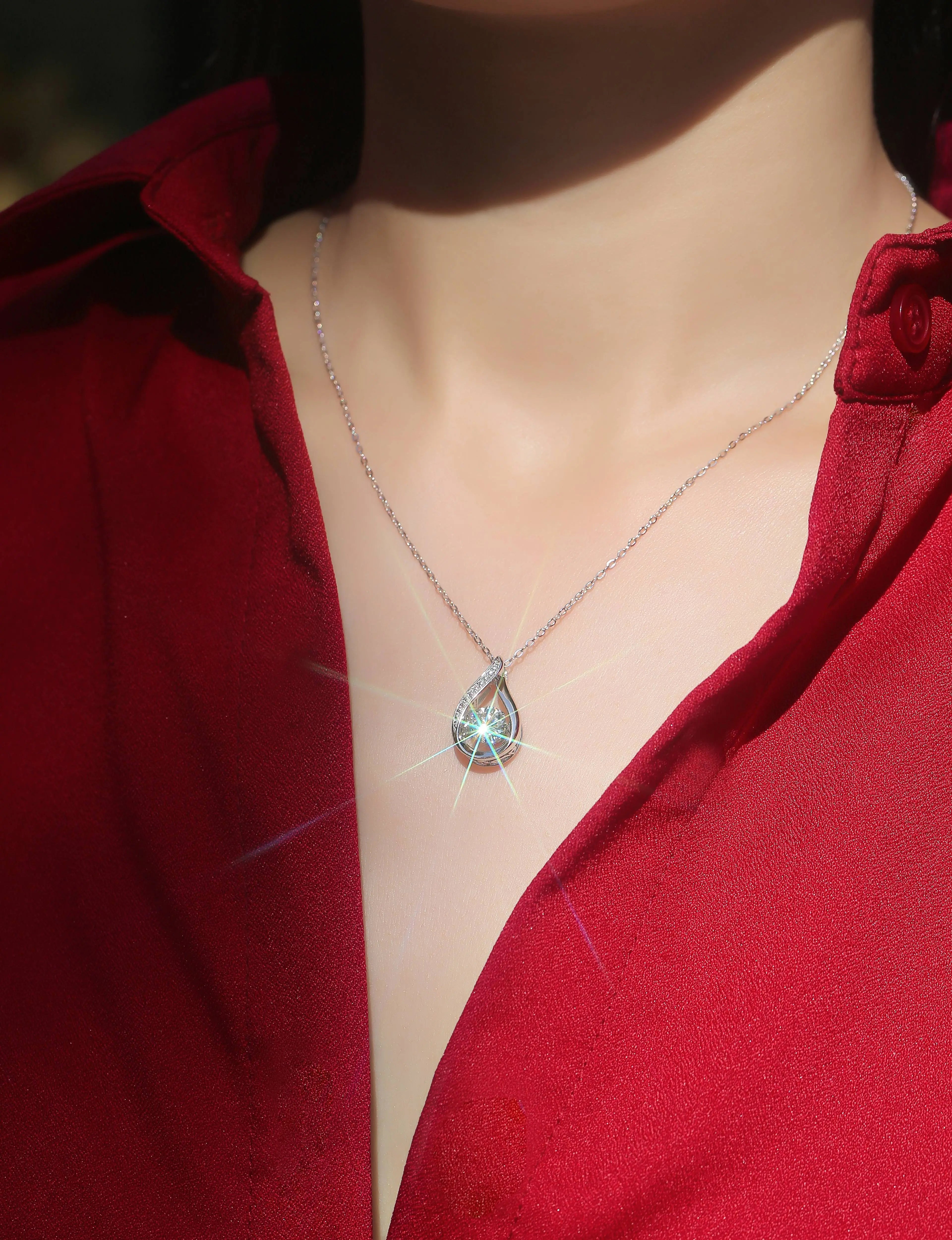 1Dynamic  Necklace Pendant with 1-Carat Moissanite S925 Sterling Silver and Platinum Plating 