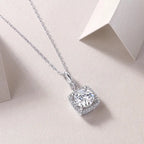 Pure And Innocent Marie - A Fashionable And Light Luxury Jewelry Pendant Necklace Set With Top-quality Moissanite, S925 Silver Plated Platinum NP Collection