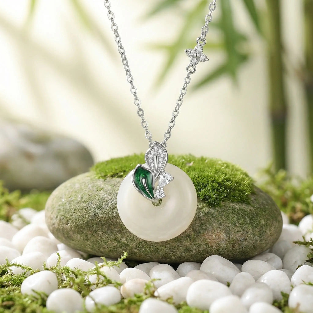 925 Sterling Silver Elegant White Round Pendant Necklace with Green Leaf Accents and Sparkling Silver Floral Chain NP Collection