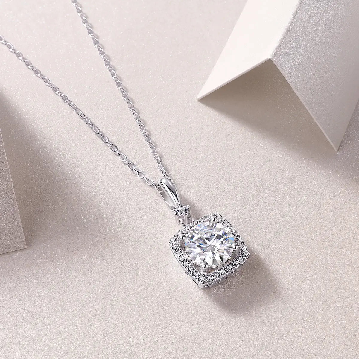 1Innocence Diamond Jewelry Piece Set with 2-Carat Moissanite S925 Sterling Silver and Platinum-Plated Pendant