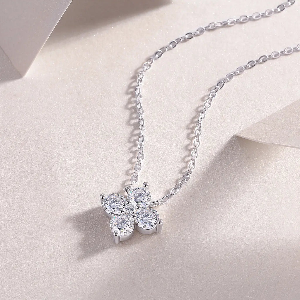 Lucky Four-Leaf Clover - Pendant with Moissanite S925 Sterling Silver and Platinum Plating 