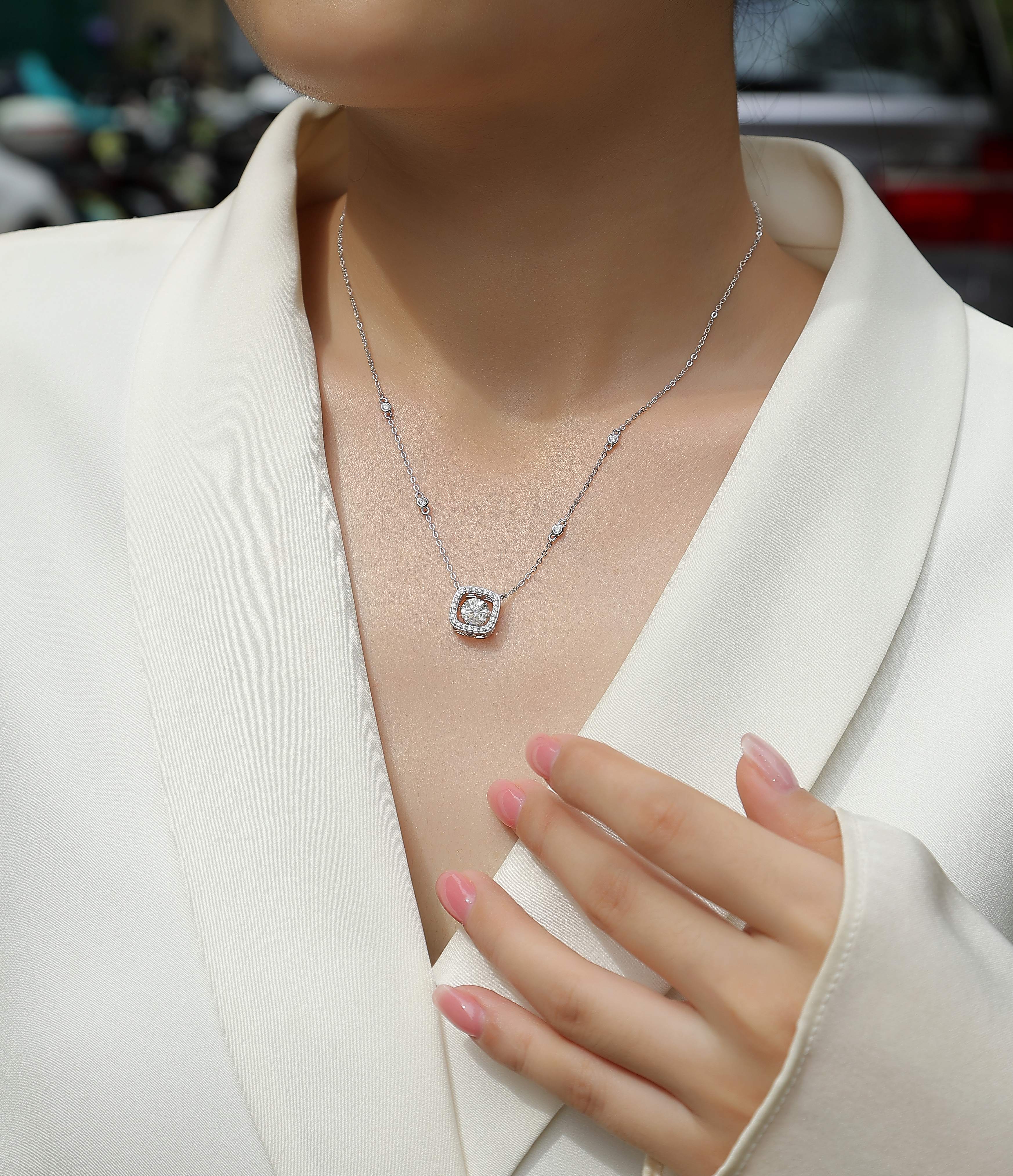 Sweet - 1-carat Moissanite S925 Sterling Silver And Platinum Plating Pendant