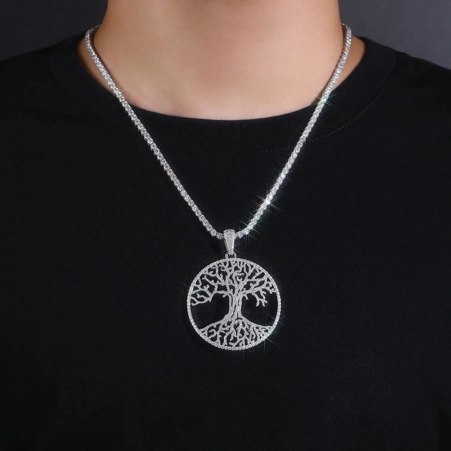 Moissanite, This Luxurious And Fashionable Light Luxury Trend Jewelry Necklace Pendant Is Made Of S925 Silver Electroplated With Platinum NP Collection