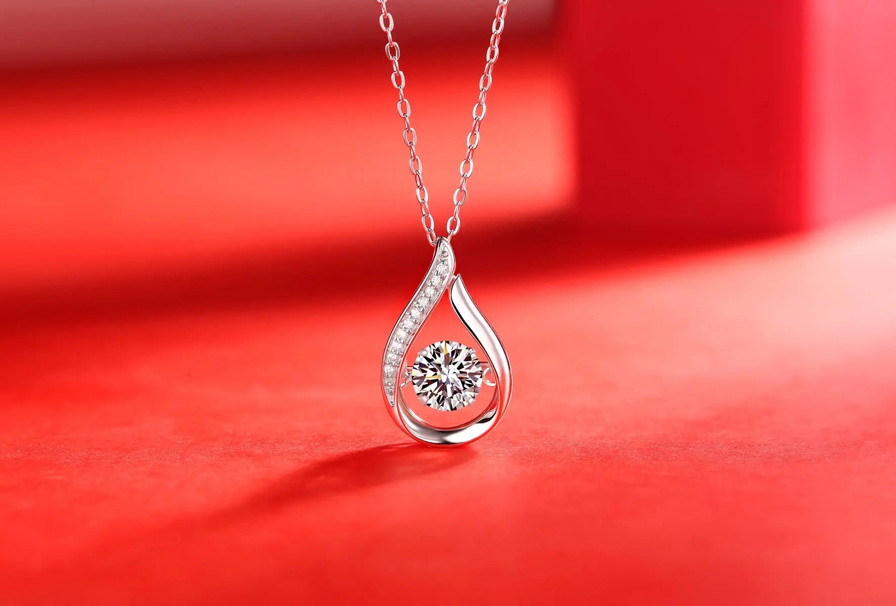 1Dynamic  Necklace Pendant with 1-Carat Moissanite S925 Sterling Silver and Platinum Plating 