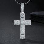 A Luxurious And Fashionable Minimalist Jewelry Pendant With Top-quality Moissanite, Made Of S925 Silver Electroplated With Platinum. - N&P Colletion
