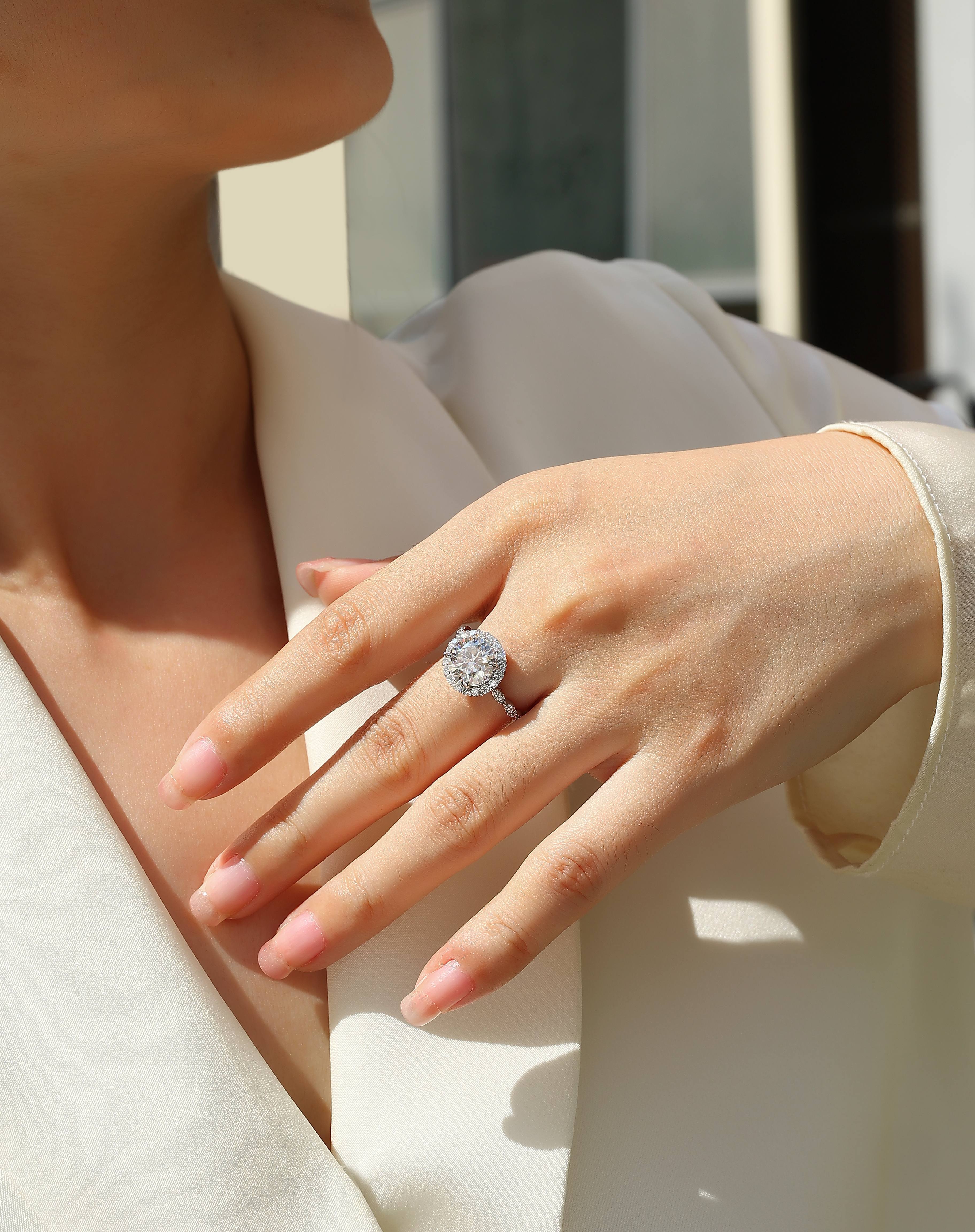 Starlight Shining - 3-carat Moissanite S925 Sterling Silver And Platinum-plated Diamond