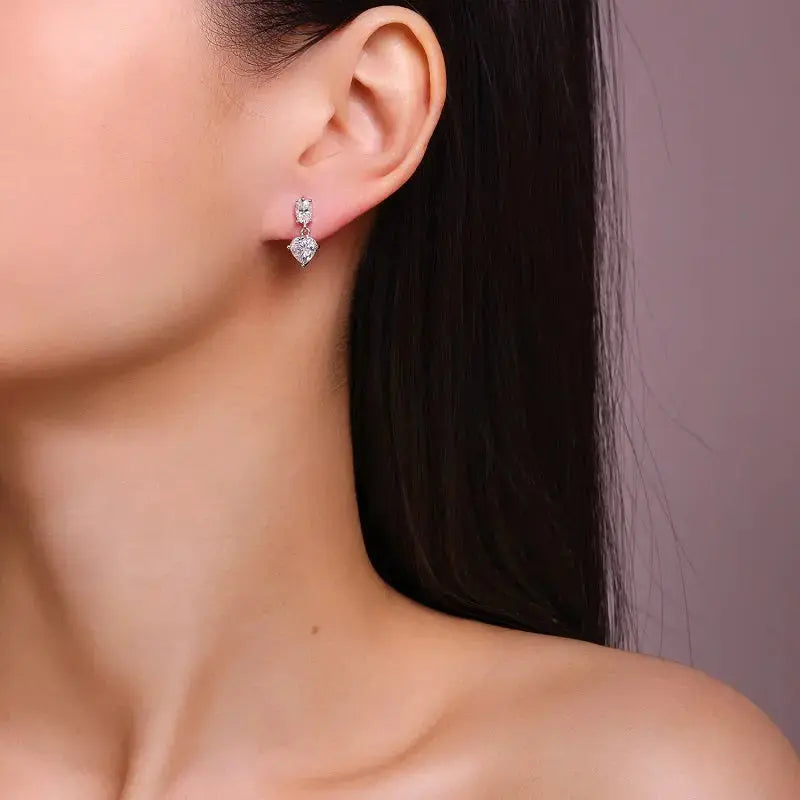 Moissanite Luxury And Fashionable Light Luxury Jewelry Silver Stud Earrings S925 Silver Plated Platinum NP Collection