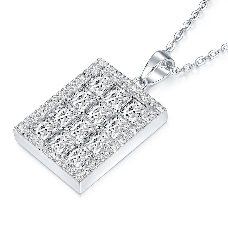 A Luxurious And Fashionable Minimalist Jewelry Pendant Necklace Featuring Top-quality Moissanite, Made Of S925 Silver Electroplated With Platinum. - N&P Colletion