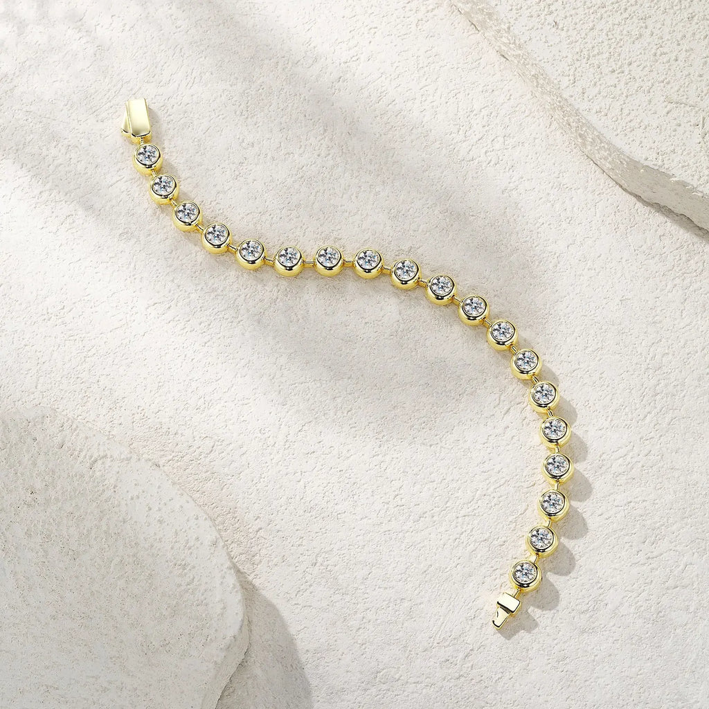 0.5 Carat Luxury And Light Luxury Fashion Jewelry Bracelet With Top Moissanite, S925 Silver Plated Gold Material. - N&P Colletion