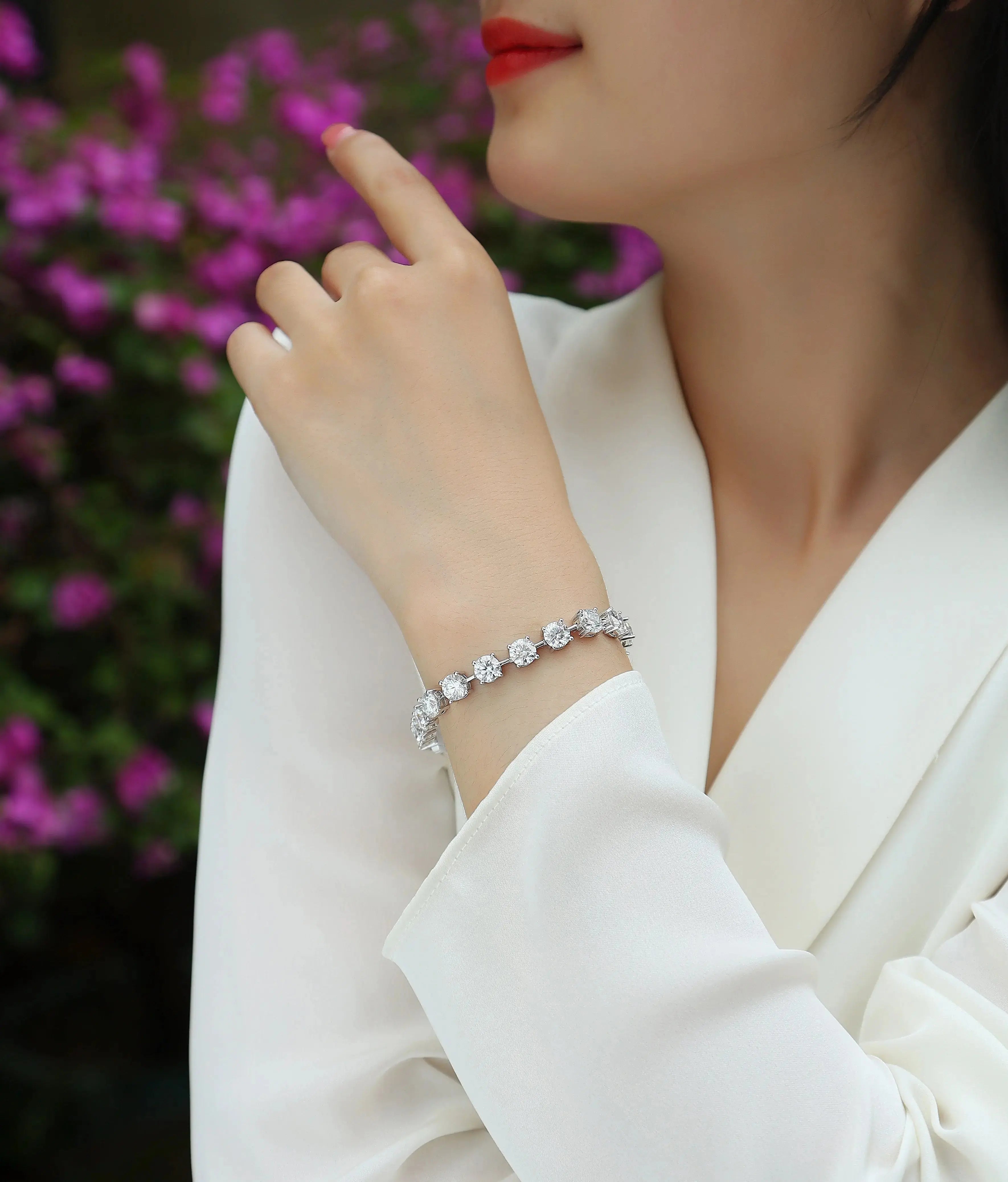 Time Appointment - A Fashionable And Light Luxury Jewelry Silver Bracelet And Bracelet Set With Top-quality Moissanite, S925 Silver Plated Platinum NP Collection