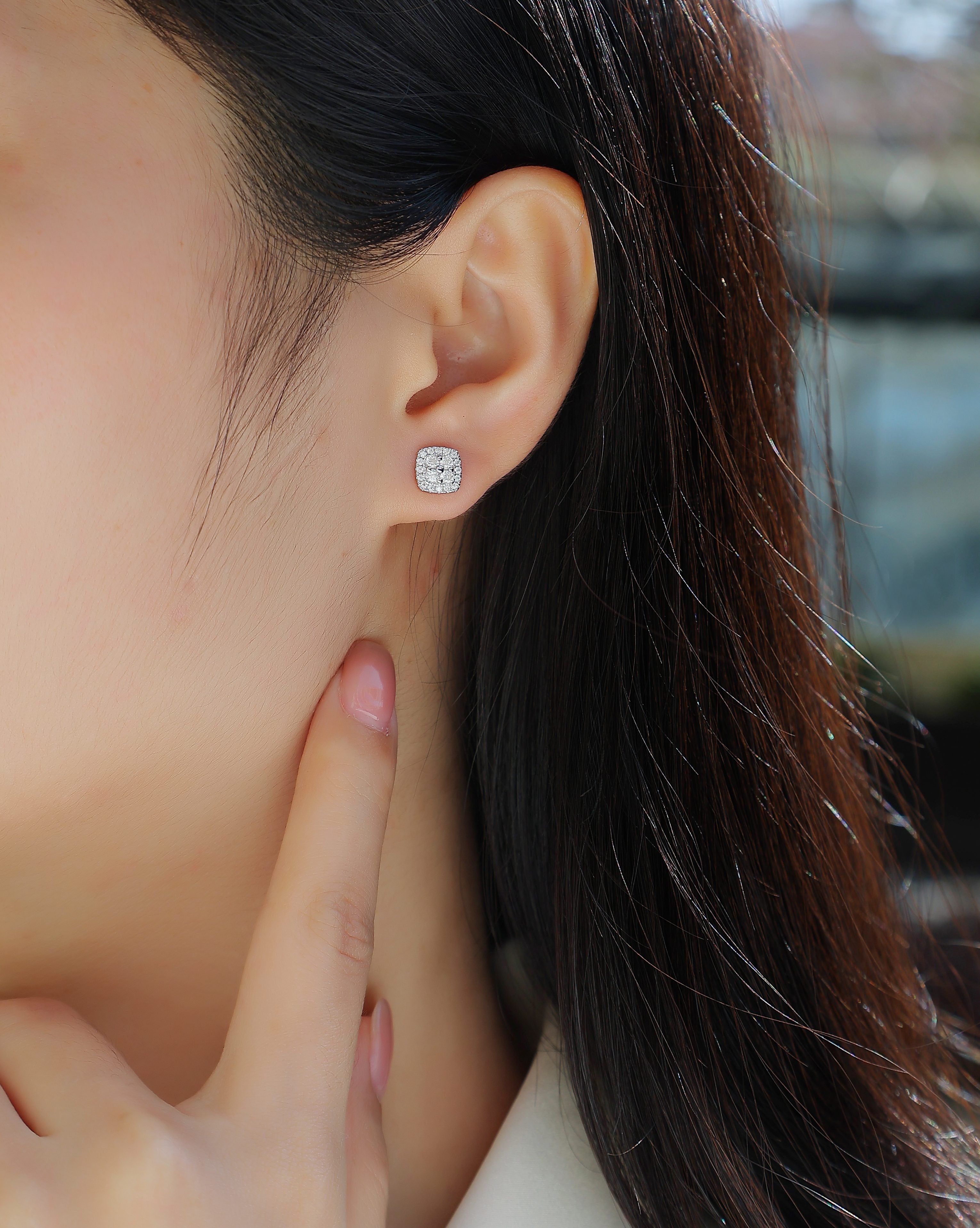 Fog Sea - Moissanite S925 Sterling Silver And Platinum-plated Stud Earrings