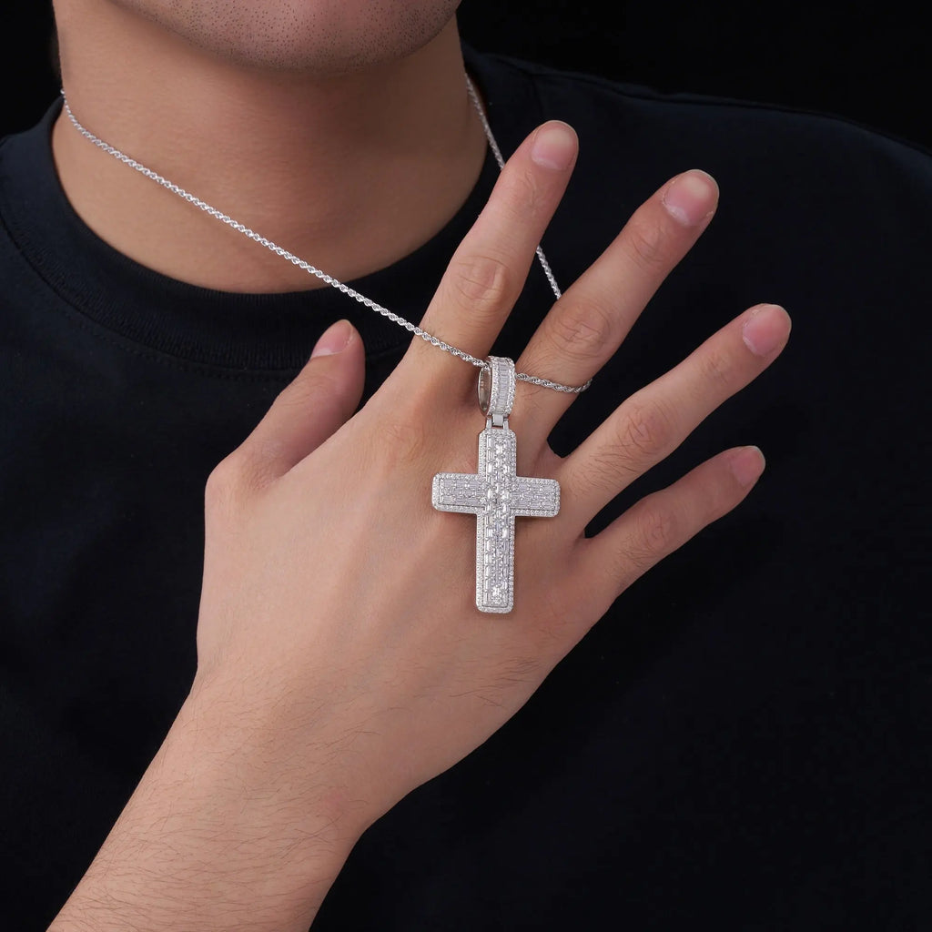 A Luxurious And Fashionable Minimalist Jewelry Pendant Necklace With Top-quality Moissanite, Made Of S925 Silver Electroplated With Platinum. - N&P Colletion