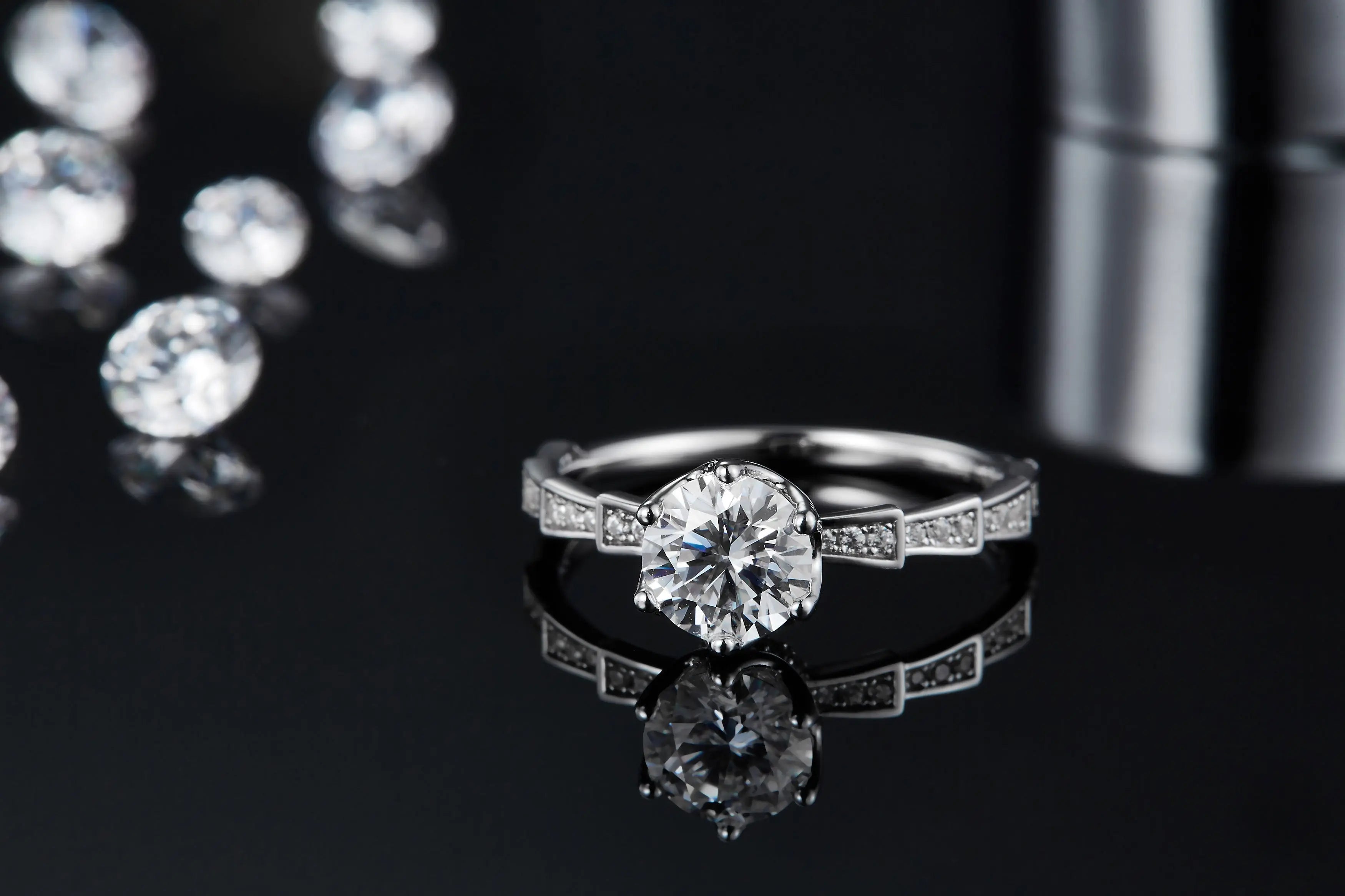 1-Carat Luxury & Fashionable Light Luxury Silver Ring – Top-Quality Moissanite, S925 Platinum Plated NP Collection